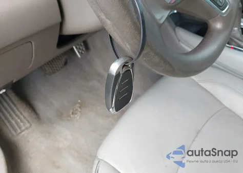 2016 Chevrolet Malibu 1Lt из США, поврежденный, VIN 1G1ZE5ST4GF198630